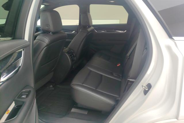 Cadillac XT5 id 3823176 из Китая 9