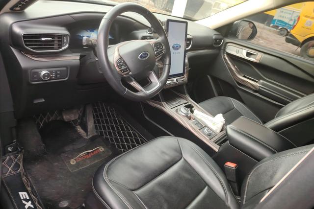 Ford Explorer 2021 Черный из Китая, фото 6