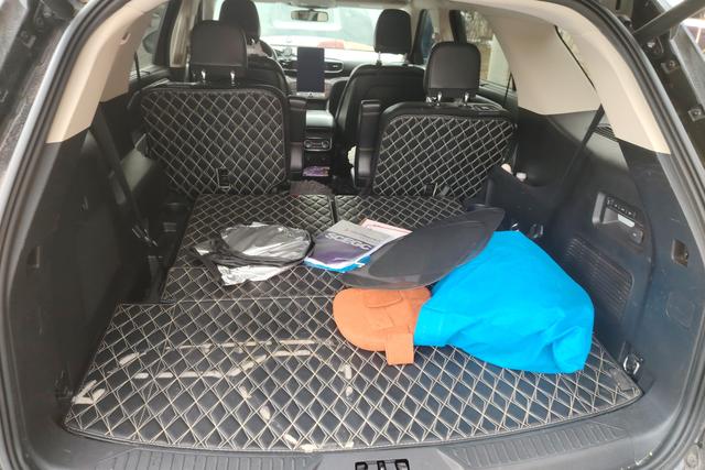 Ford Explorer id 3782130 из Китая 17