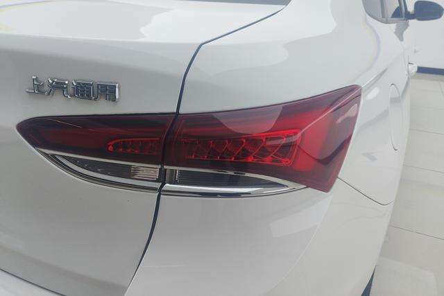 Buick Yinglang id 4253835 из Китая 16