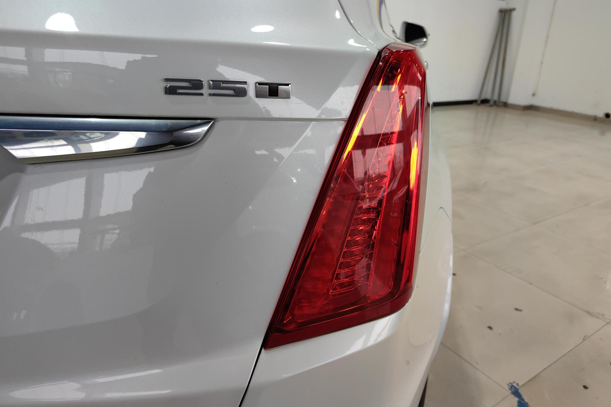 Cadillac XT5 2018 25T Luxury