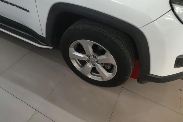 Jeep Guide 2018 Белый из Китая, фото 2