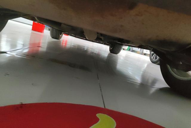 Jeep Guide id 3783146 из Китая 8