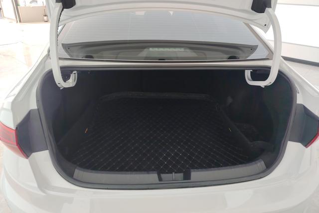 Volkswagen Sagitar 2020 Белый из Китая, фото 2