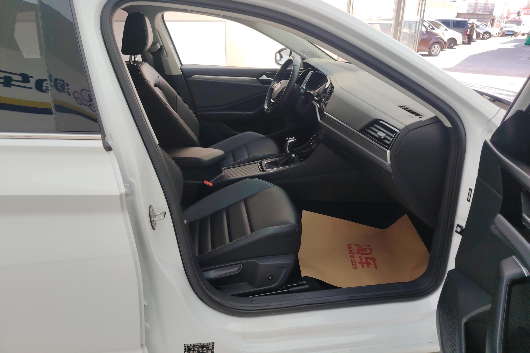 Volkswagen Sagitar 2019 280TSI DSG Comfort VI