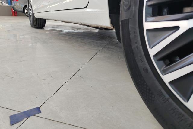 Volkswagen Sagitar id 3804728 из Китая 15