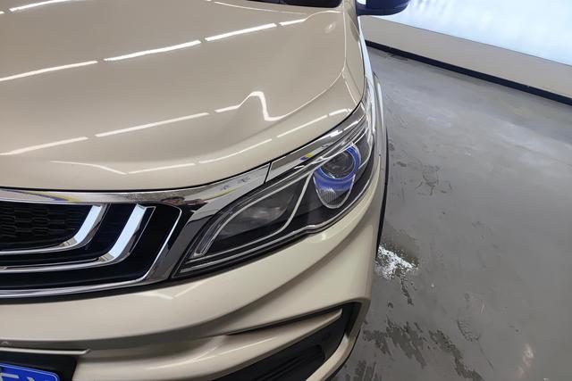 Geely Automobile Vision X3 2020 Желтый из Китая, фото 4