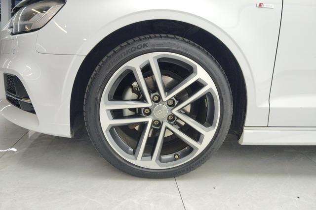 Audi A3 2020 Белый из Китая, фото 6