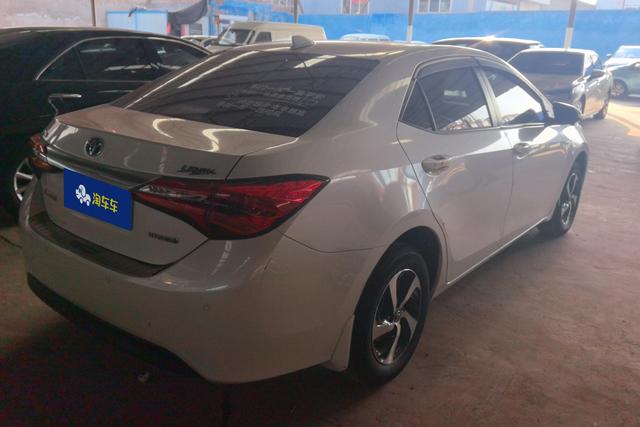 Toyota Levin 2017 1.8 H GS CVT V — фото 3
