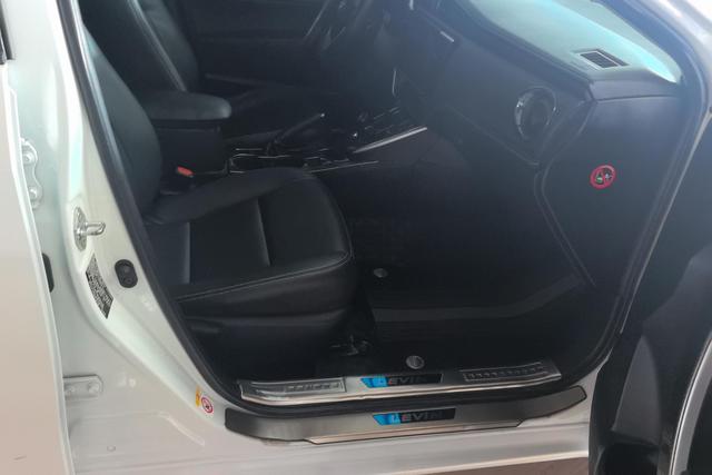 Toyota Levin 2017 1.8 H GS CVT V — фото 10