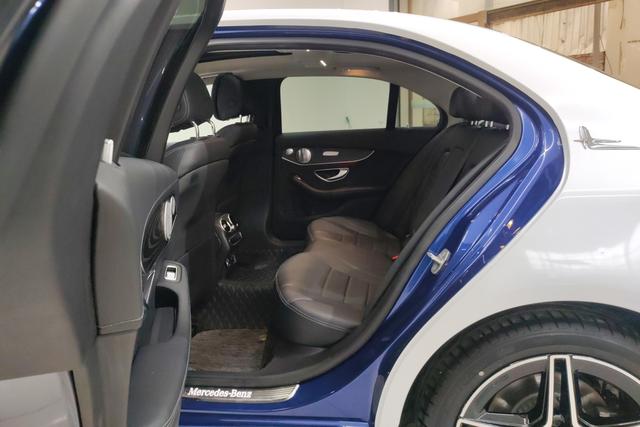 Mercedes-Benz Class C id 3840991 из Китая 7