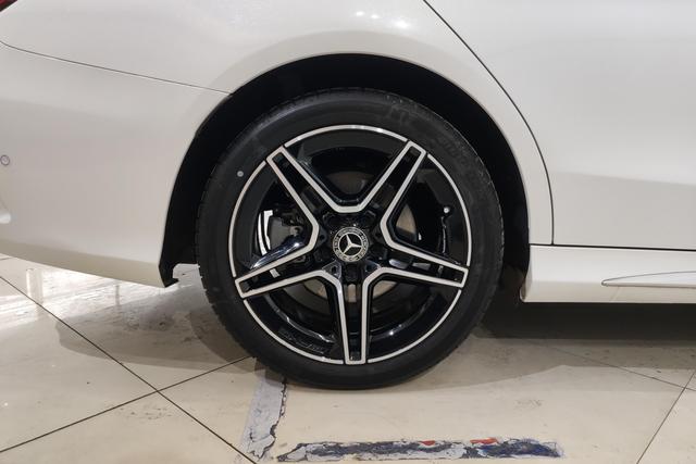 Mercedes-Benz Class C id 3840991 из Китая 14