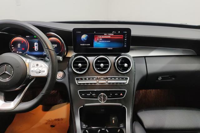 Mercedes Benz C-Class 2021 — фото 11