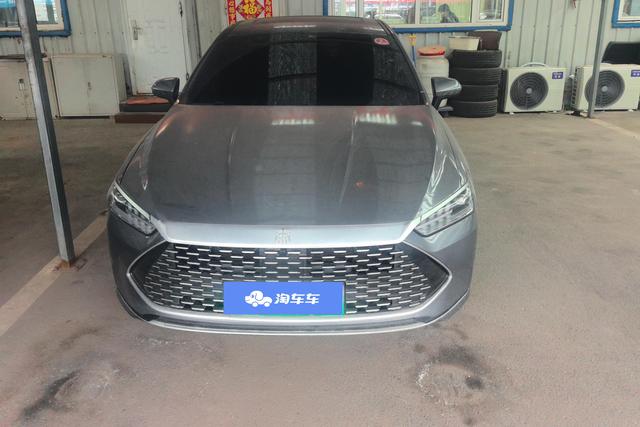 BYD Qin PLUS DM 2022 Темно-серый из Китая, фото 4