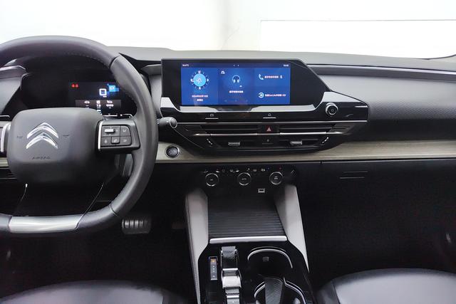 Citroen Versailles C5X 2021 — фото 10