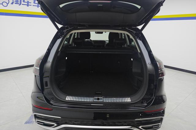 Hongqi HS5 2023 2.0 T Pro — фото 17