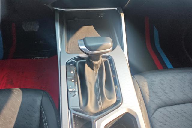 Geely Automobile Emgrand id 3781639 из Китая 11