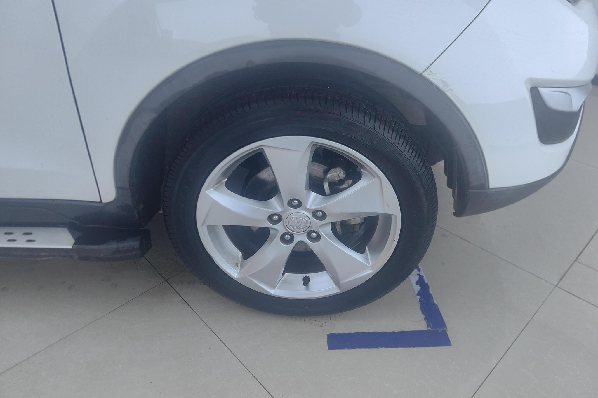 Changan CS35 2016 1.6L MT Luxury V