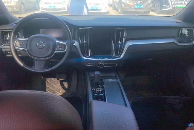 Volvo S60 id 3785066 из Китая 13