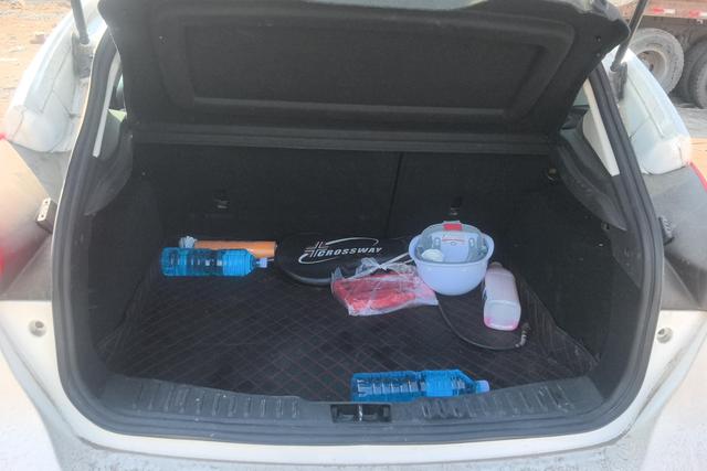 Ford Fox id 3783112 из Китая 17