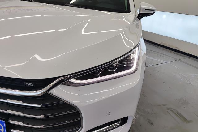 BYD Tang 2019 2.0 T AT Premium 7 VI — фото 5