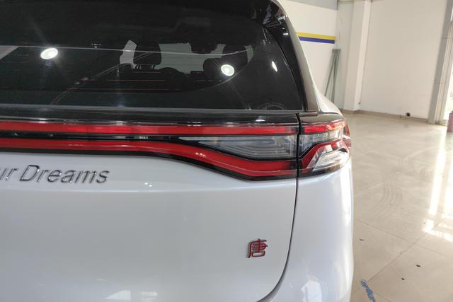 BYD Tang 2019 2.0 T AT Premium 7 VI — фото 6