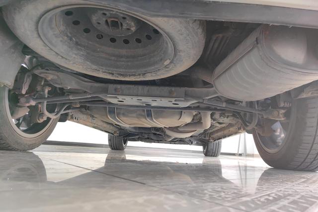 BYD Tang 2019 2.0 T AT Premium 7 VI — фото 7