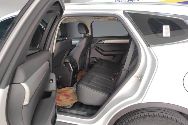BYD Tang 2019 2.0 T AT Premium 7 VI — фото 16
