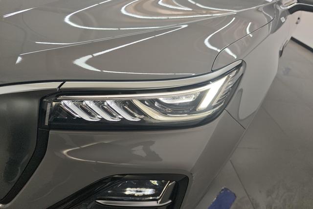 Red flag HS5 2023 Темно-серый из Китая, фото 5