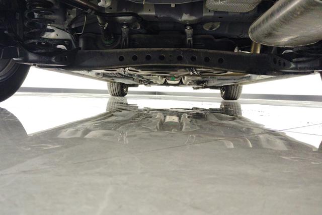 Roewe i5 2022 Белый из Китая