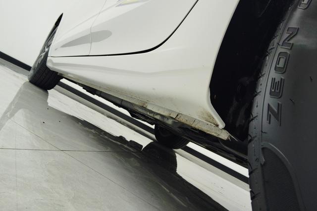 Roewe i5 id 3837297 из Китая 16