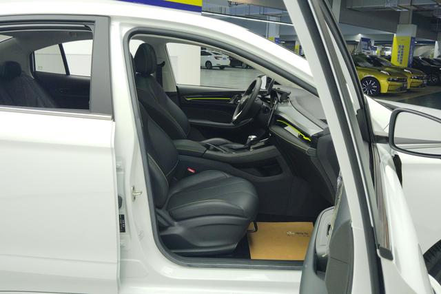 Roewe i5 id 3837297 из Китая 17