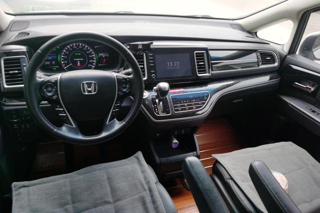 Honda Elysion 2019 2.0 L ·Hybrid — фото 13