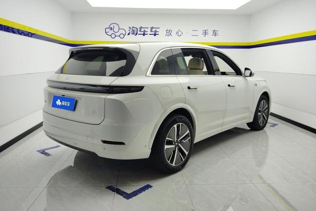 Ideal car Ideal L7 2024 Белый из Китая