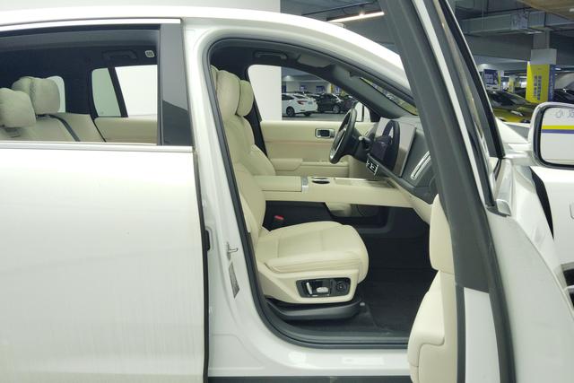 Ideal car Ideal L7 2024 Белый из Китая, фото 2