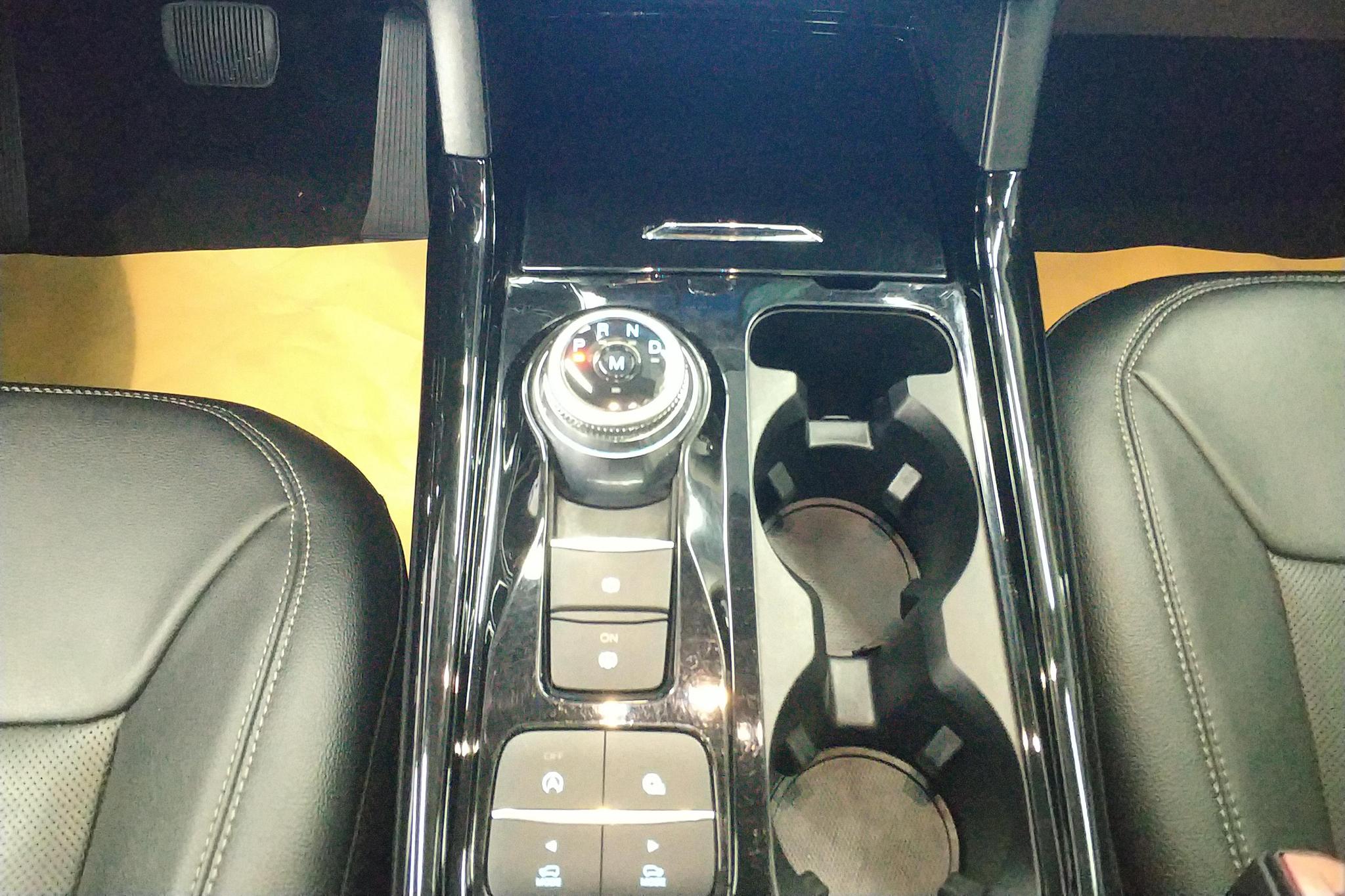 Ford Explorer id 4438063 из Китая 8