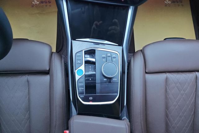 BMW i3 2024 Белый из Китая, фото 3