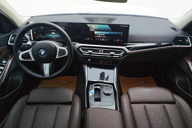 BMW i3 2024 Белый из Китая, фото 5