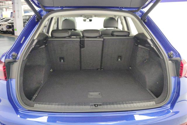 Audi Q3 2021 Синий из Китая, фото 6