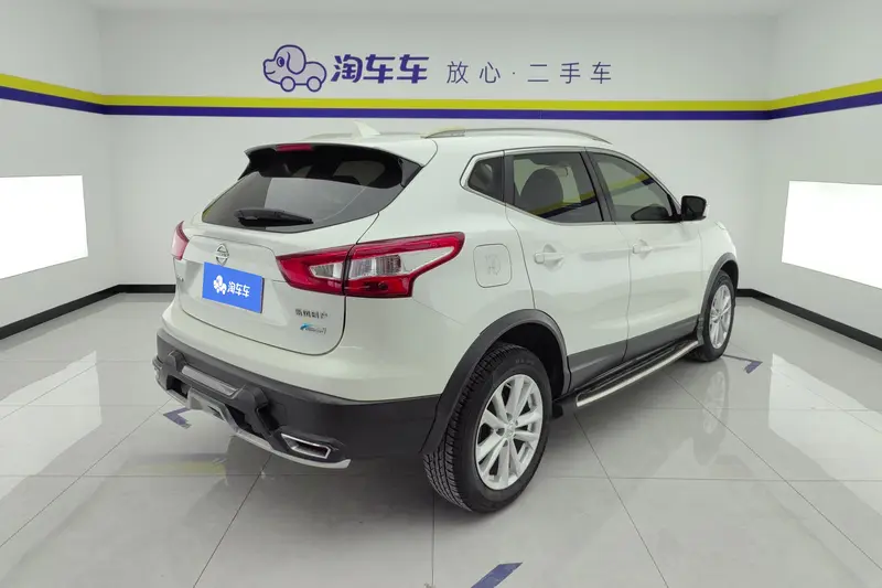 Nissan Qashqai — фото 3