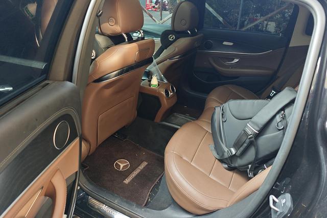 Mercedes-Benz E-Class 2018 E 300 L Luxury — фото 16