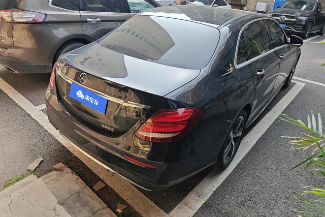 Mercedes-Benz E-Class 2018 E 300 L Luxury — фото 4