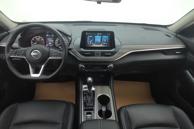 Nissan Teana 2021 2.0 L XL — фото 11