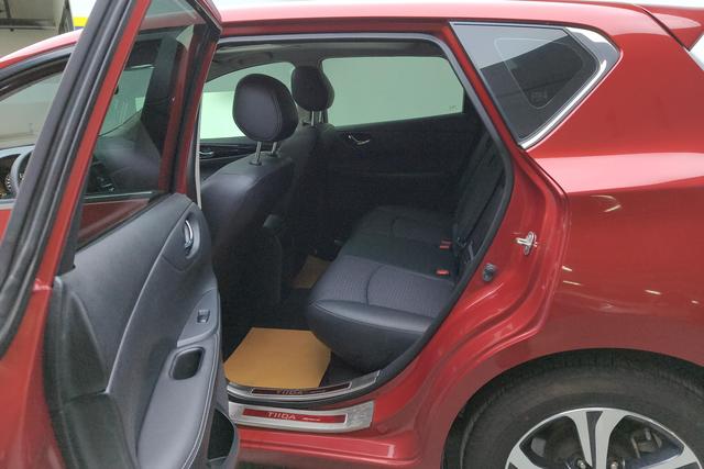 Nissan TIIDA id 3804580 из Китая 8