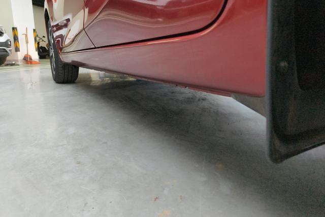 Nissan TIIDA id 3804580 из Китая 11