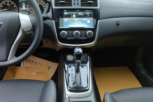 Nissan TIIDA id 3804580 из Китая 12