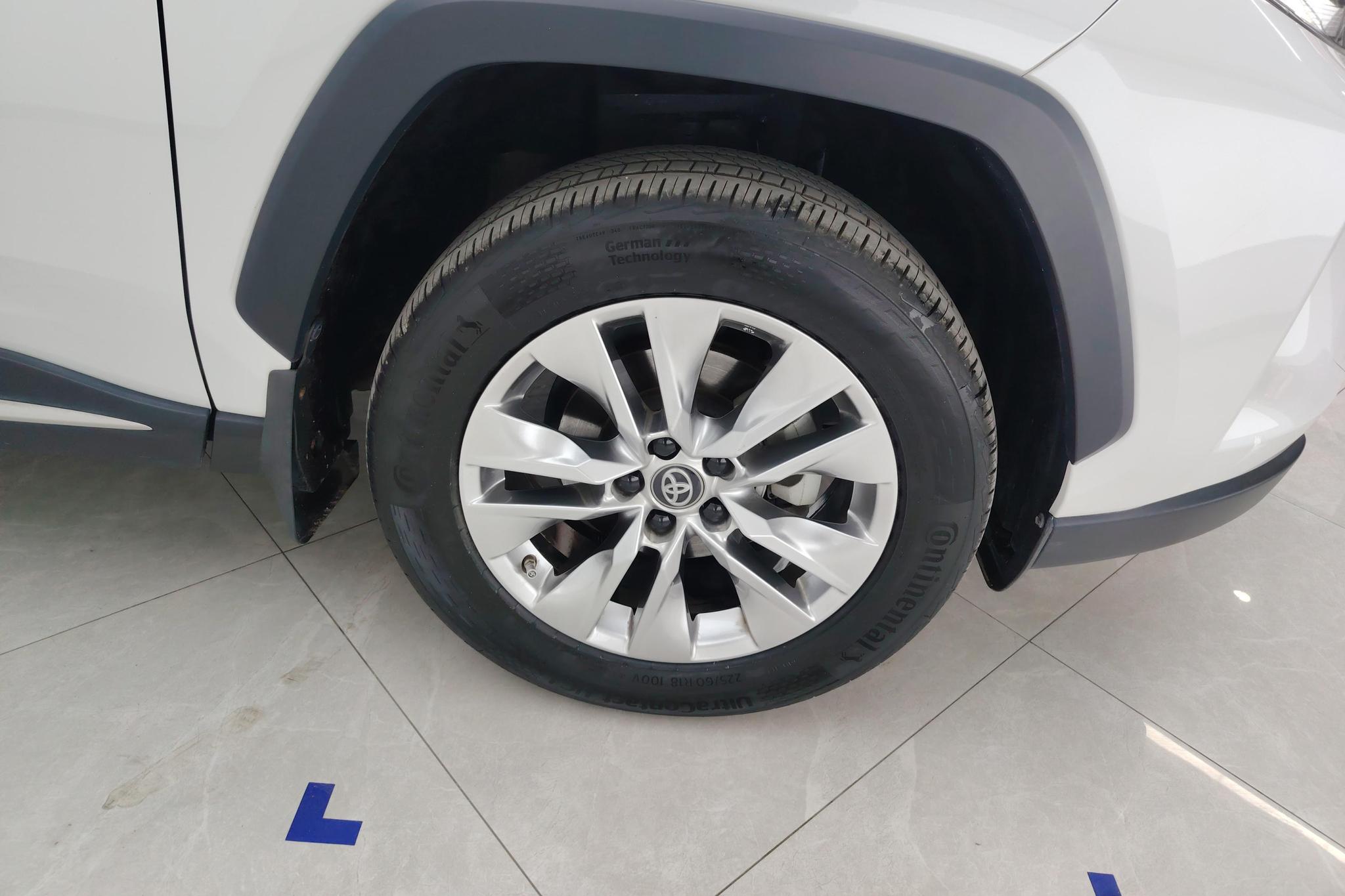 Toyota Wildlander 2020 2.0L Luxury