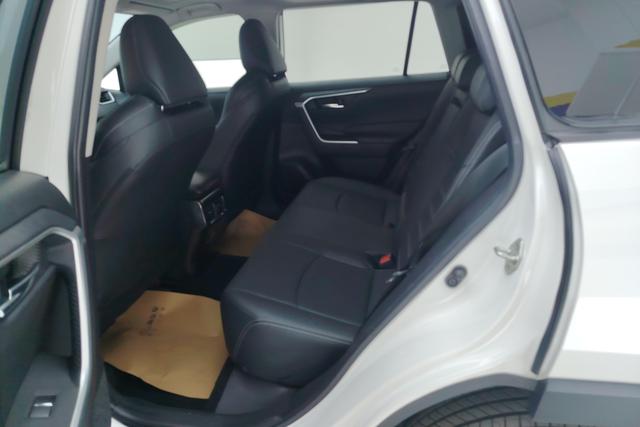 Toyota Wildlander 2020 2.0 L 4 WD — фото 16