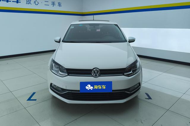 Volkswagen Polo 2016 1.6 L ATComfort — фото 2