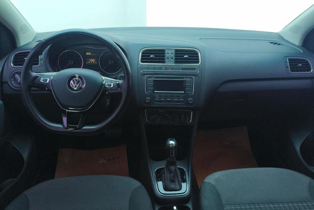 Volkswagen Polo 2016 1.6 L ATComfort — фото 13